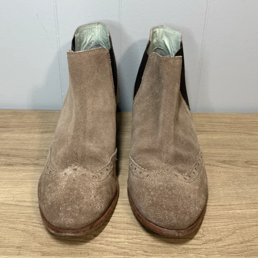 Boden Chelsea Boots Women US 9.5 Eu 41 Suede Leather Brogue Ankle Pull On CapToe